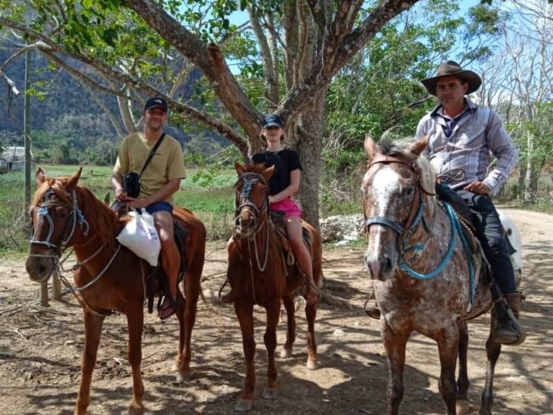 Cabalgata: Mogotes-Cueva