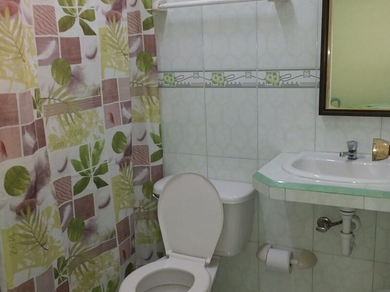 Habitación #3 (Max: 5pax)